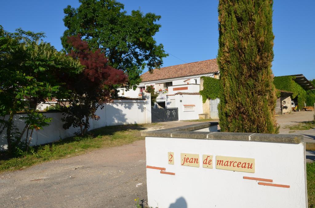 Jardin De Marceau Bed & Breakfast Blasimon ภายนอก รูปภาพ